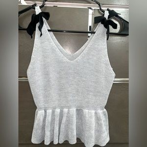 Cute Girls Grey Bow Sleeveless Sweater/Shirt Suitable for Girls 8-10.